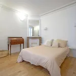 Nice Apartment Near Alesia